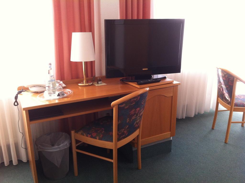 Knuellhotel Tann-eck Гостевой дом